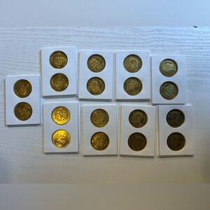 18 limited edition NFL legend coins